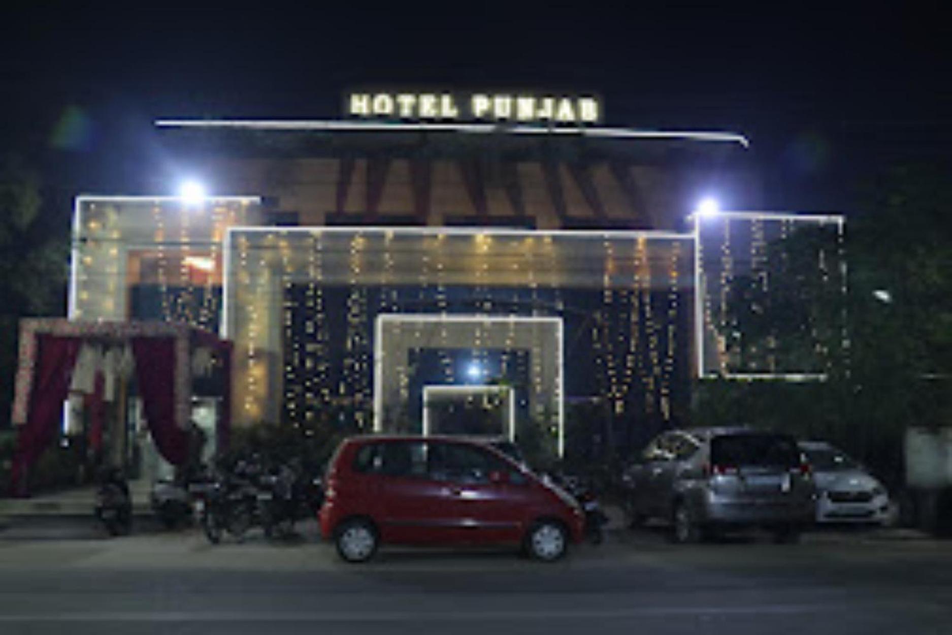 Hotel Punjab , Saharanpur Ngoại thất bức ảnh